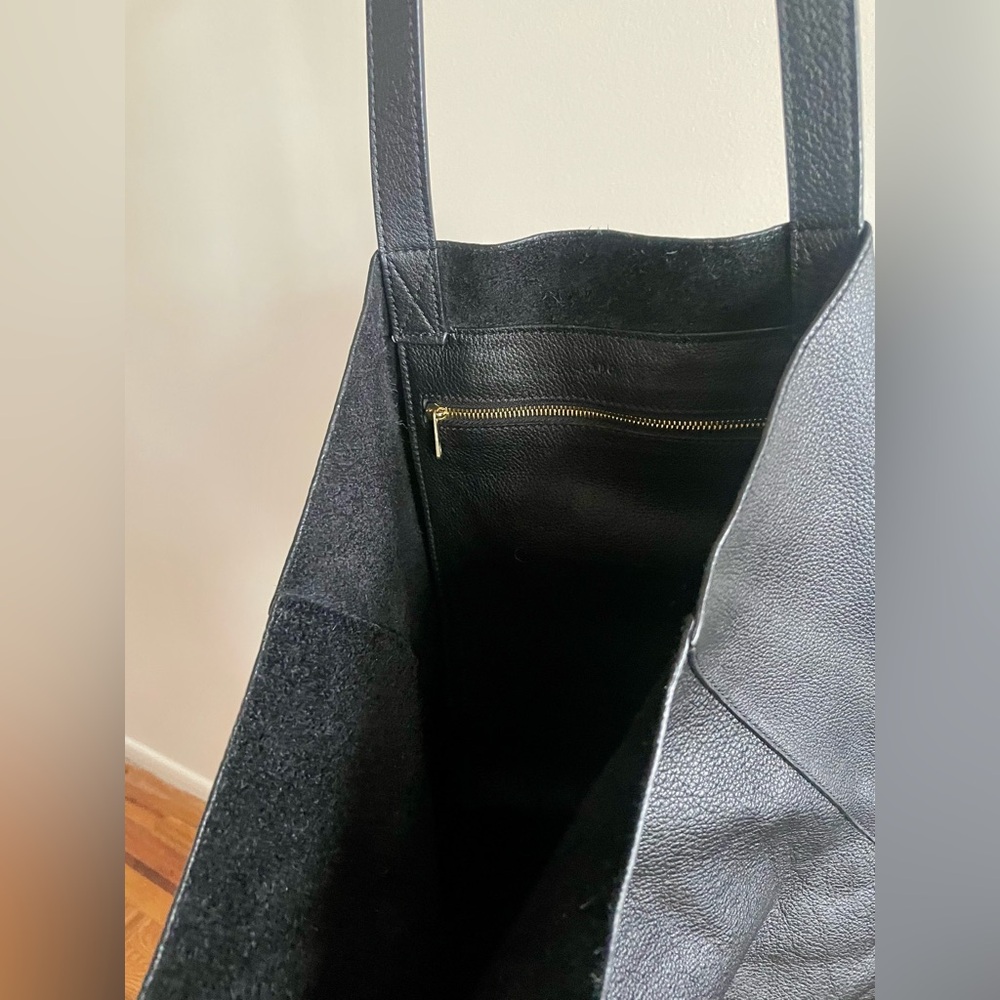 A.P.C. Black “Maiko” Leather Tote Bag - Picture 8 of 10